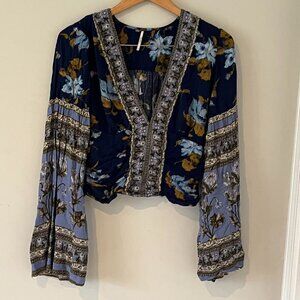 Free People Floral Crop Bell Sleeve Bohemian Top Size Large
